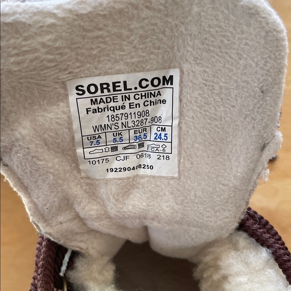 SOREL Sneakchic Alpine Nubuck Suede Faux Shearling Lace up Ankle Boots Size 7.5 - Picture 8 of 13